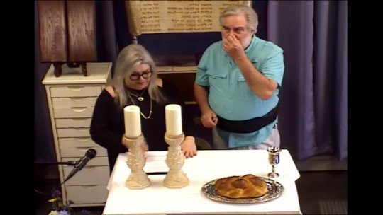 Erev Shabbat Service for Your Home